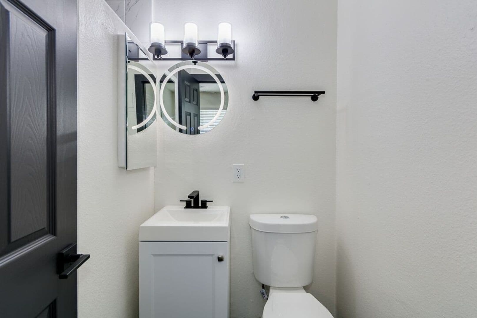 Tempe Apartment: 1116 E. Lemon St.