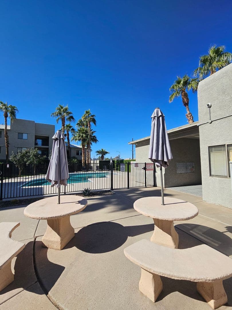 Tempe Apartment: 1207 E. 8th St.