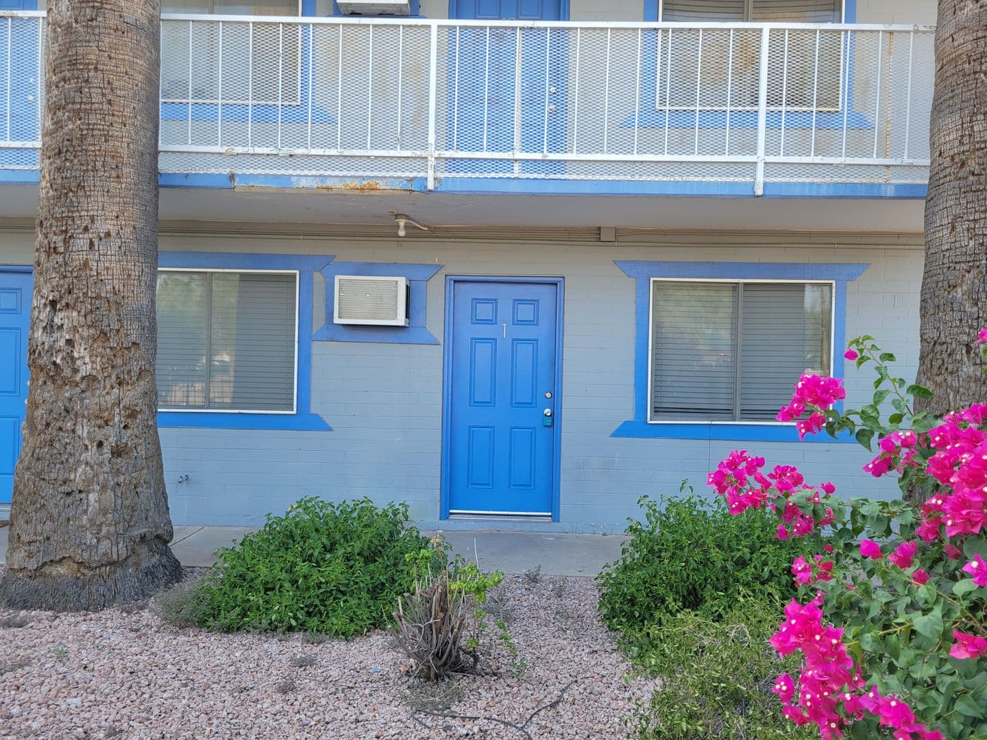 Phoenix Apartment: 608 N. 9th St.