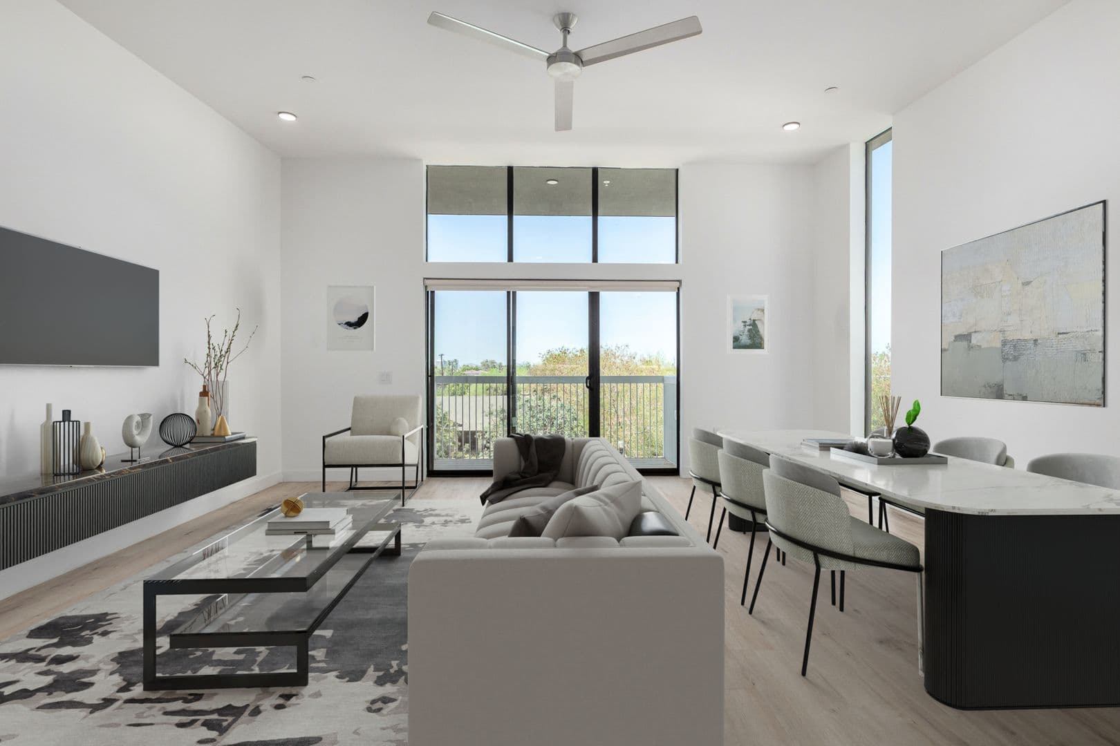 Phoenix Apartment: 531 E. Willetta St.
