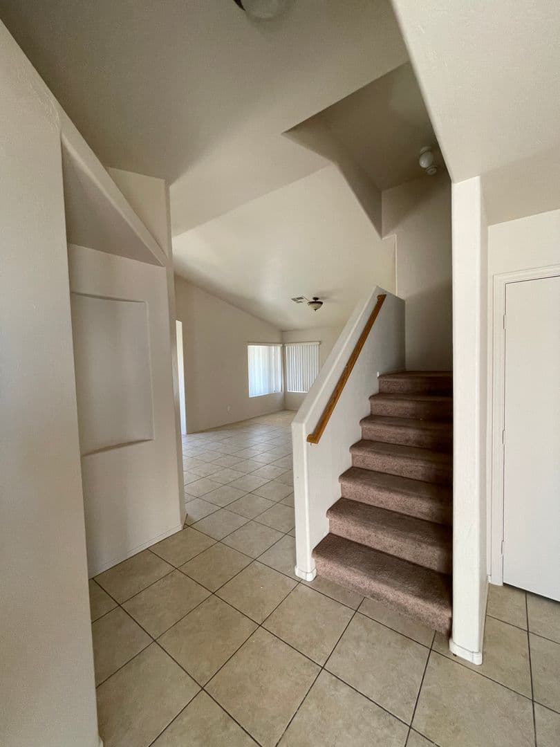 Glendale House: 5311 N. 104th Dr.