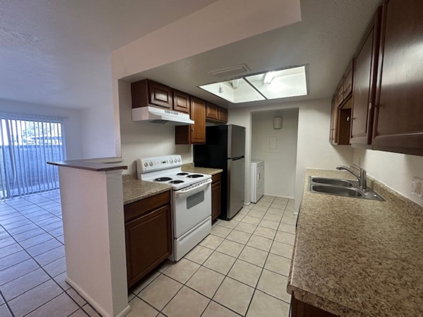 Glendale House: 4608 W Maryland Ave #113