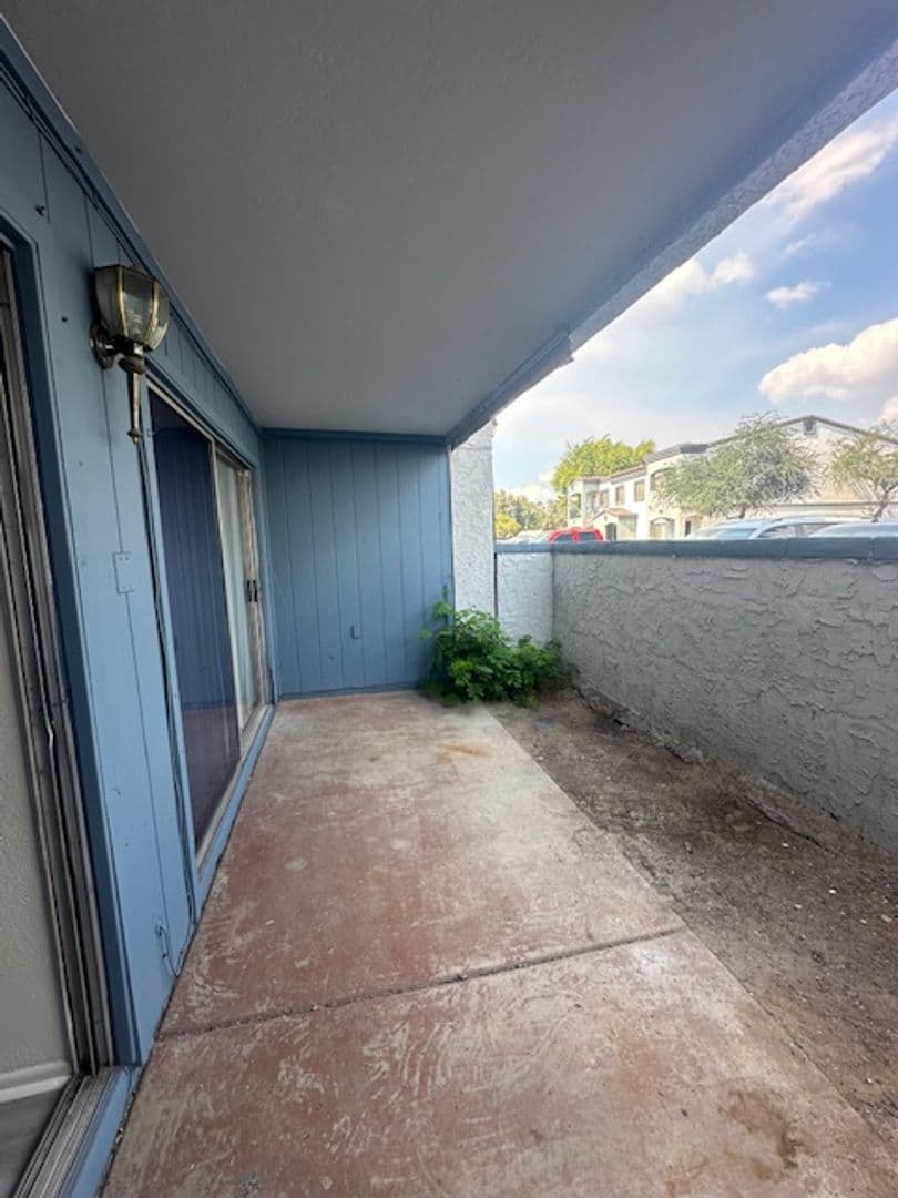 Glendale House: 4608 W Maryland Ave #113