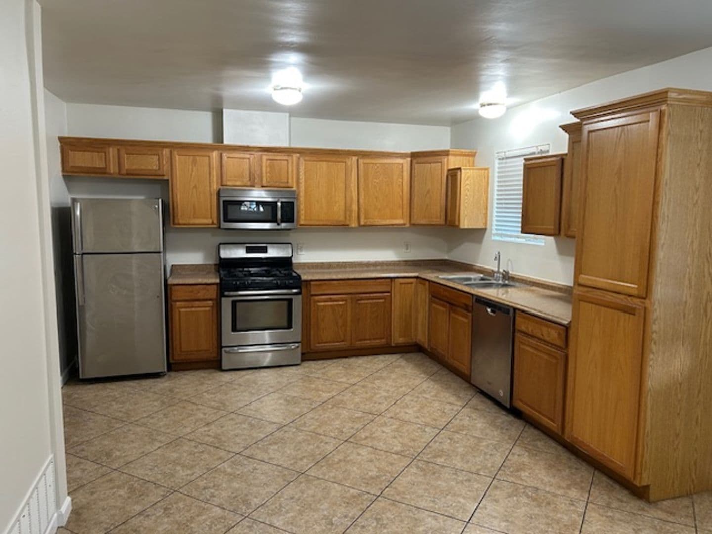 Phoenix House: 1746 W Thomas Rd