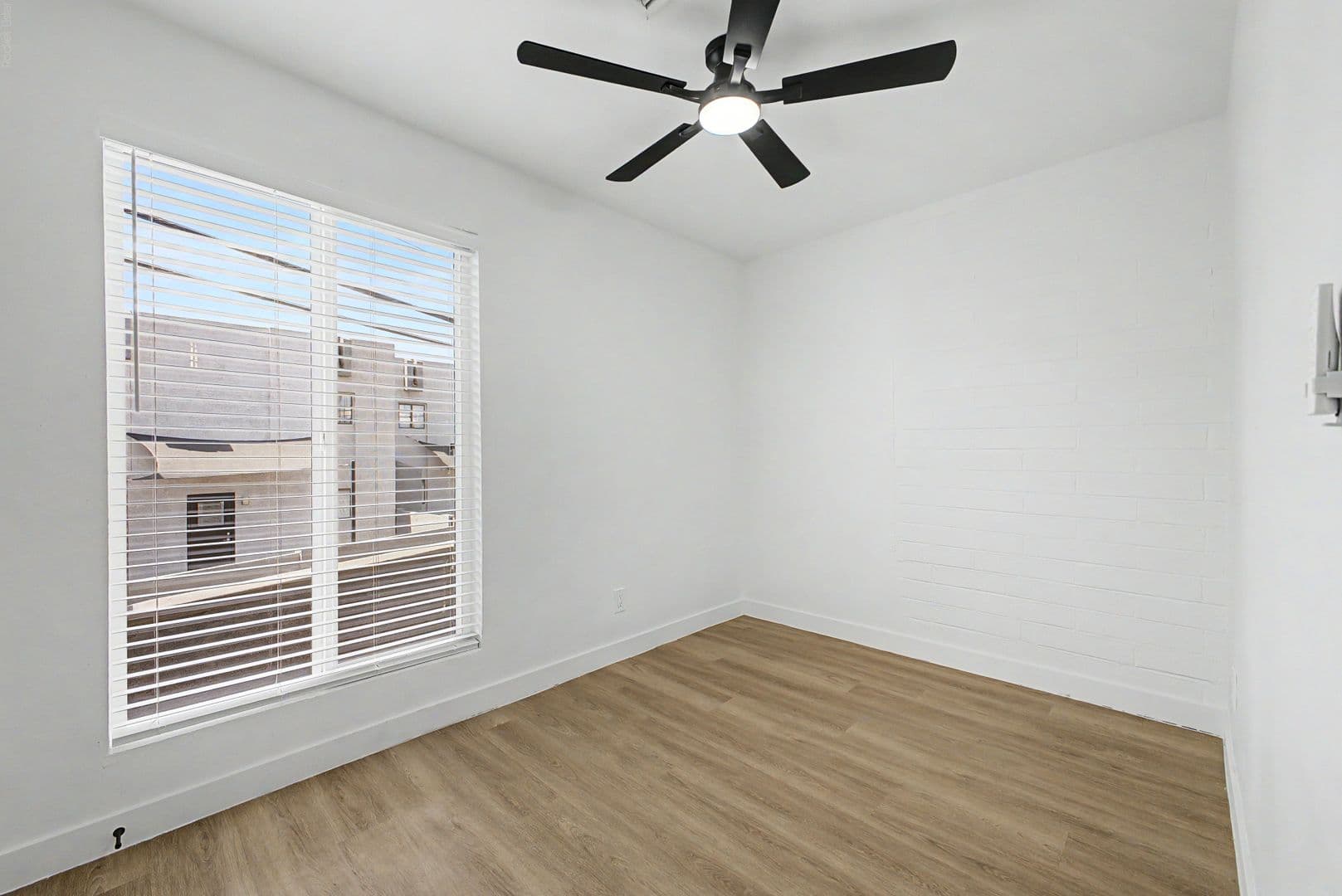 Tempe Apartment: 1806 E. Concorda Dr.