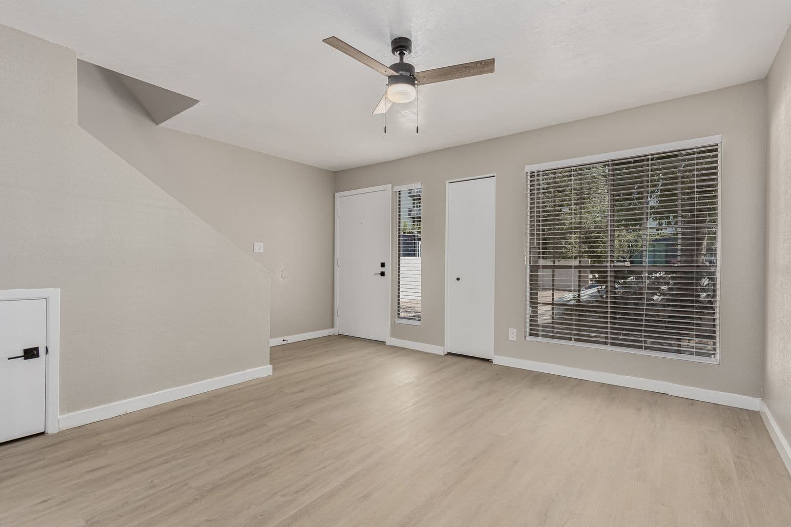 Tempe Apartment: 736 S Farmer Ave