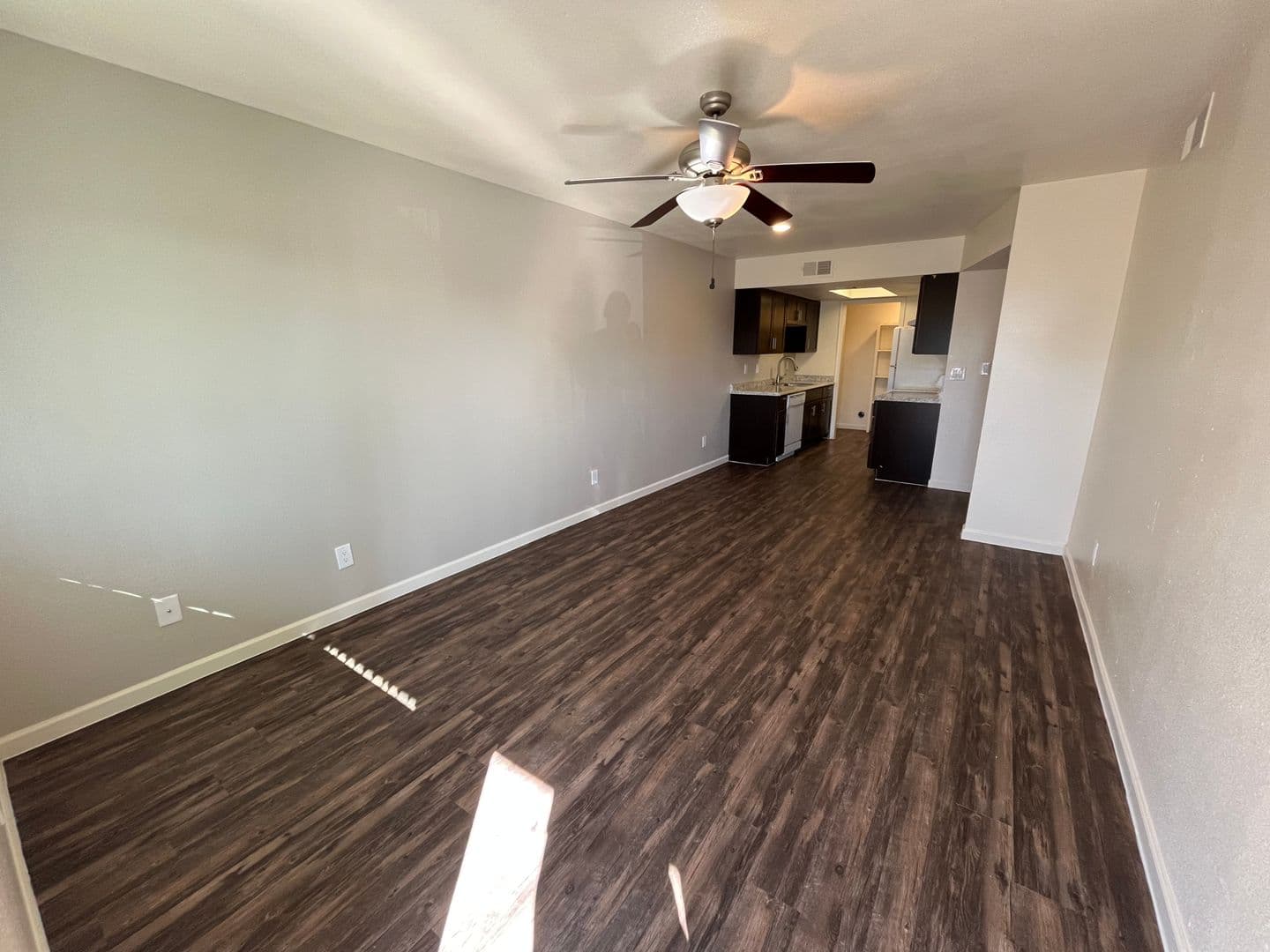 Mesa Apartment: 633 W. 1st Ave.