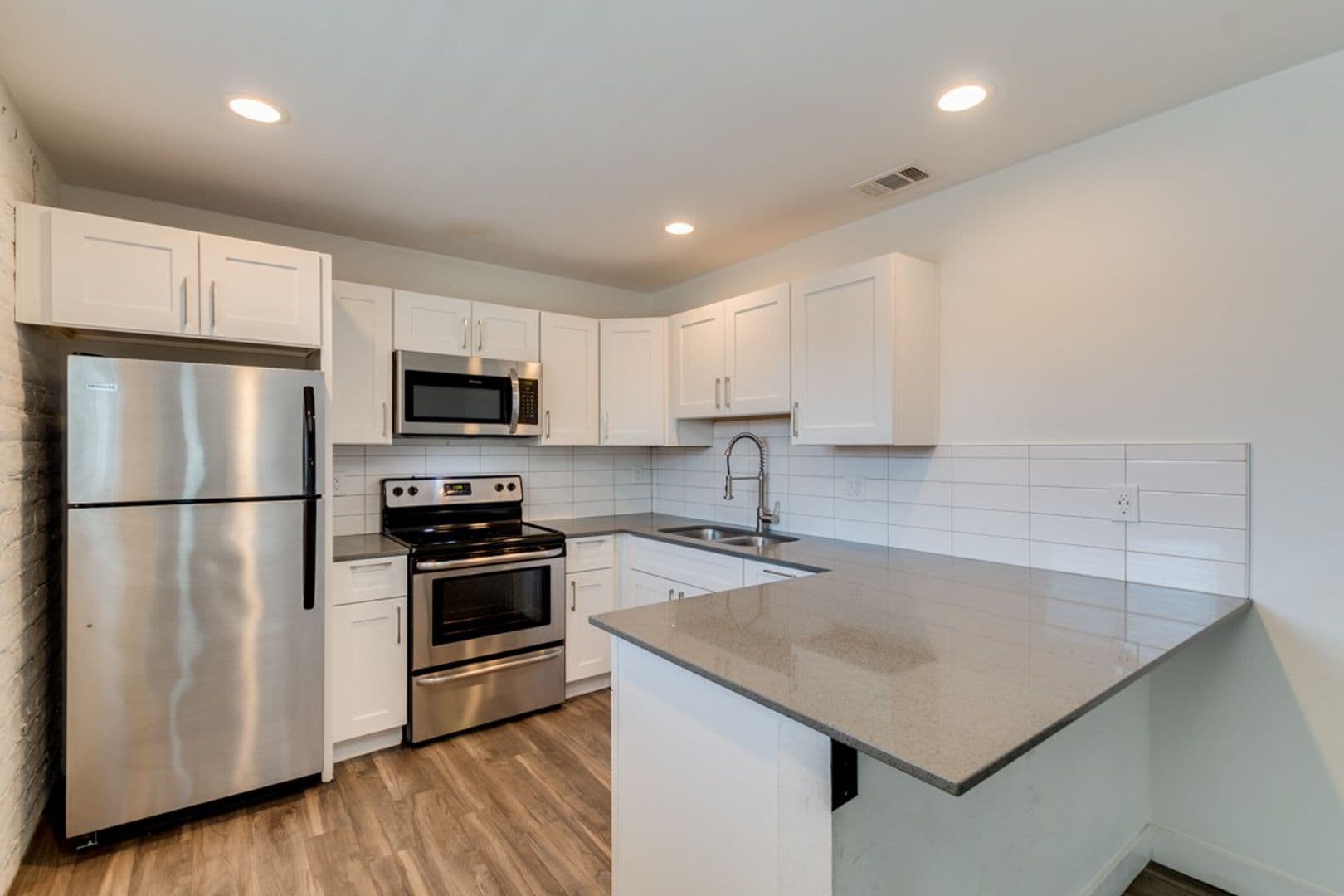 Phoenix Apartment: 3120-3130 N 39th St