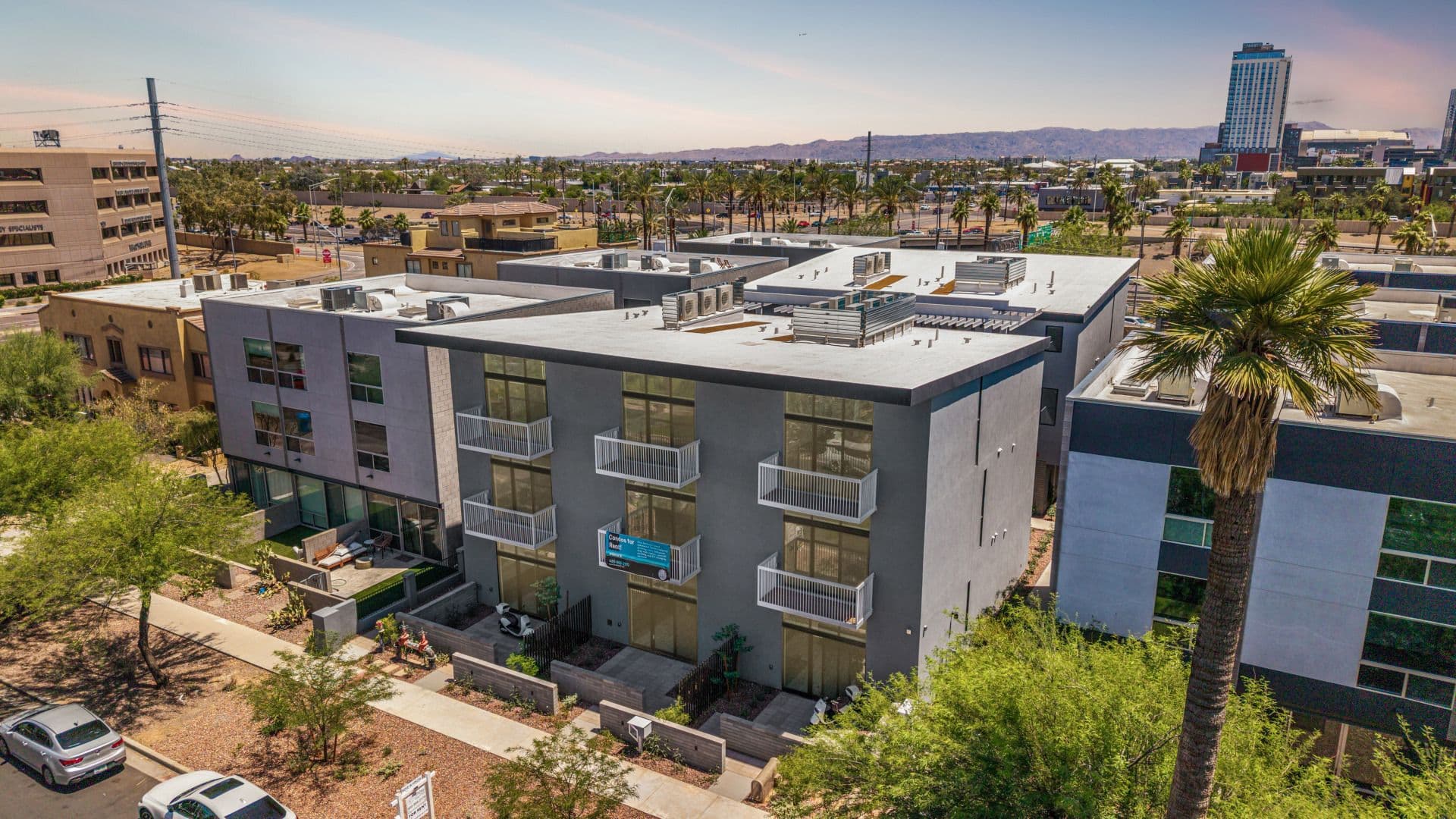 Phoenix Apartment: 531 E. Willetta St.