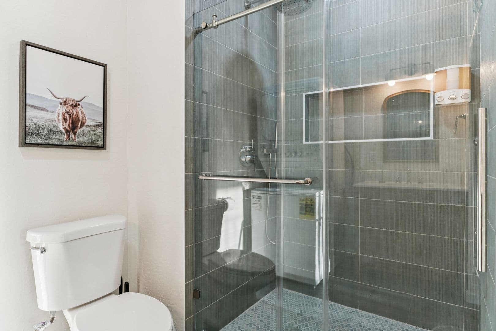 Phoenix Apartment: 2929 N. 55th Pl.