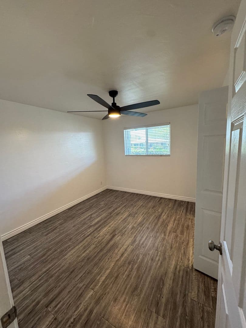 Phoenix Apartment: 3526 E Montecito Ave