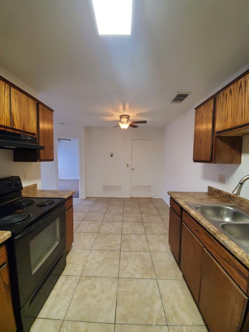 Phoenix House: 3511 E. Baseline Rd. #1264