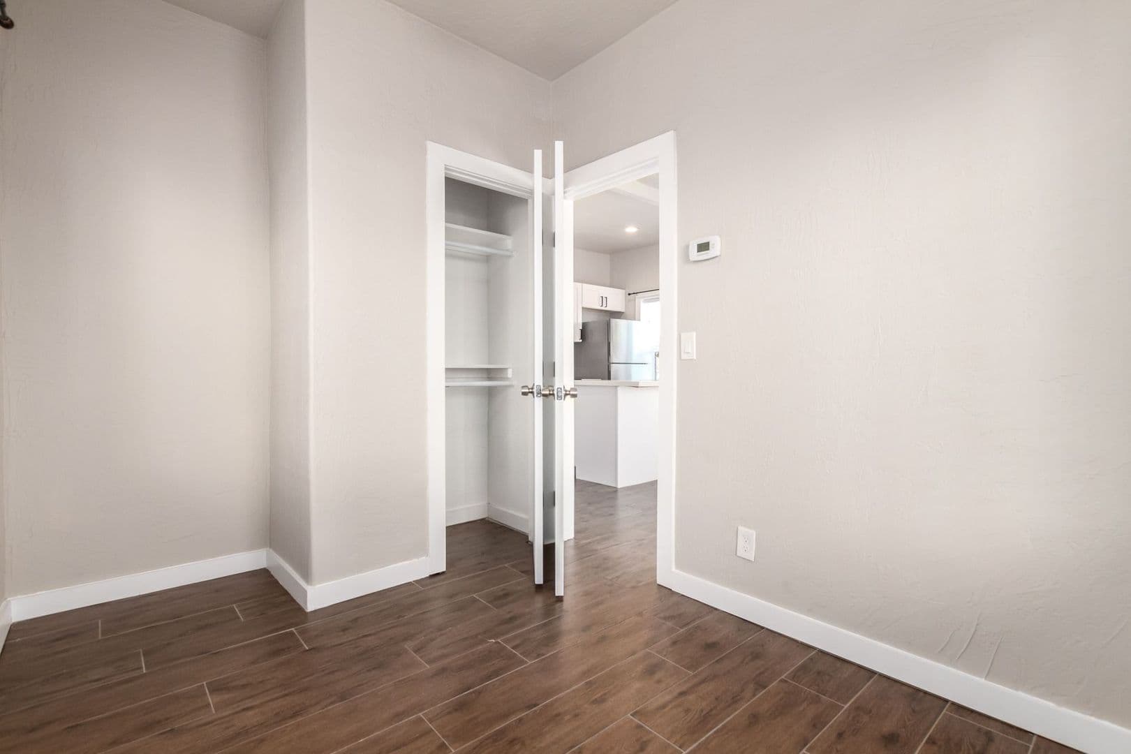 Phoenix Apartment: 725 W. Mckinley St.