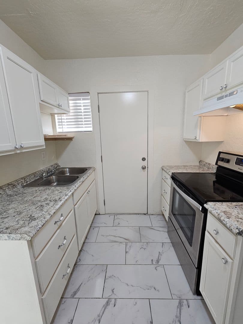 Mesa Apartment: 202-228 E. 2nd Ave.