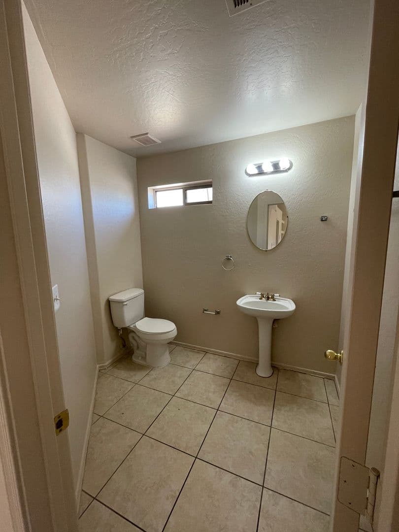 Glendale House: 5311 N. 104th Dr.