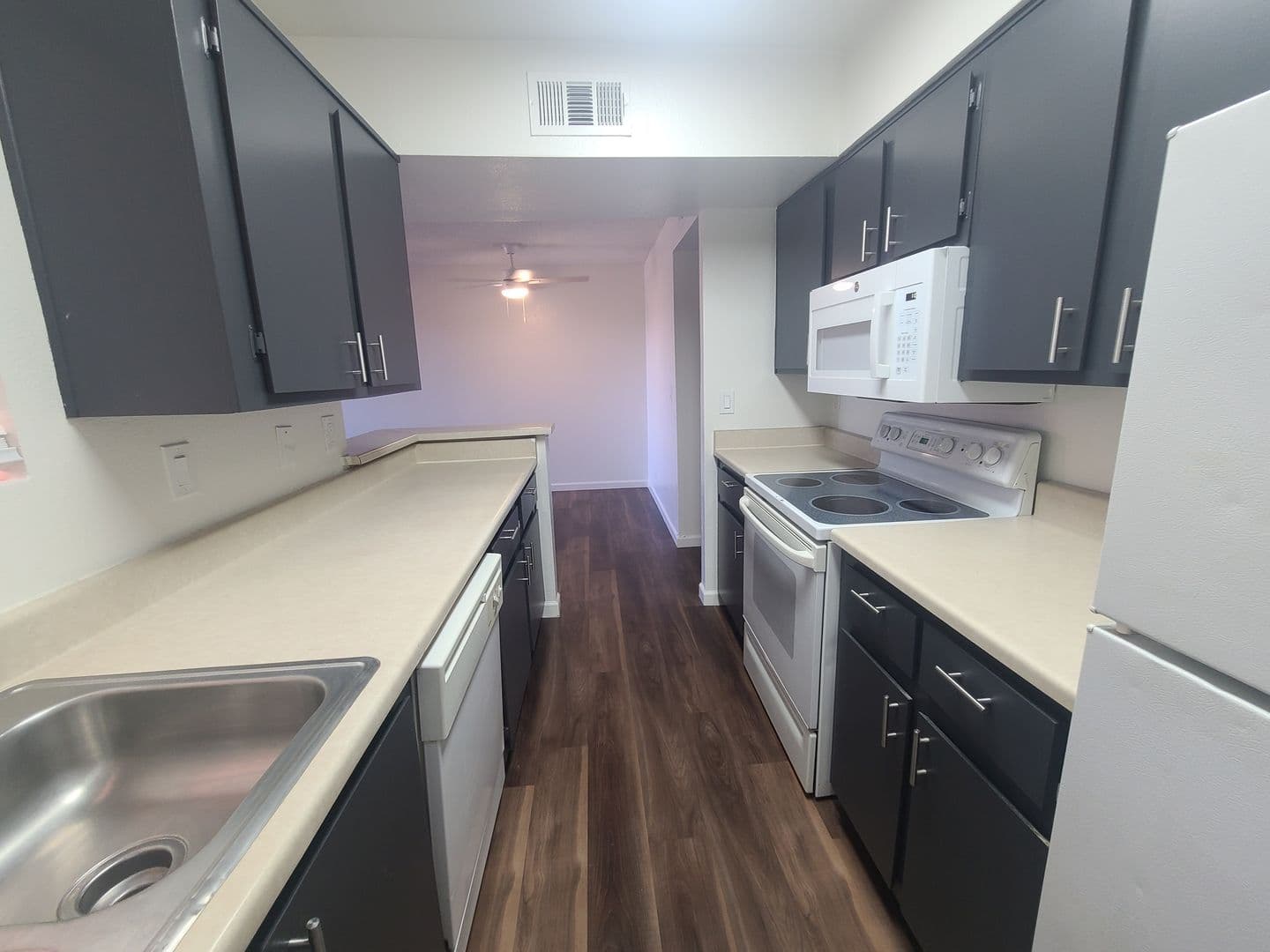 Mesa Apartment: 2020 N. Winterhaven