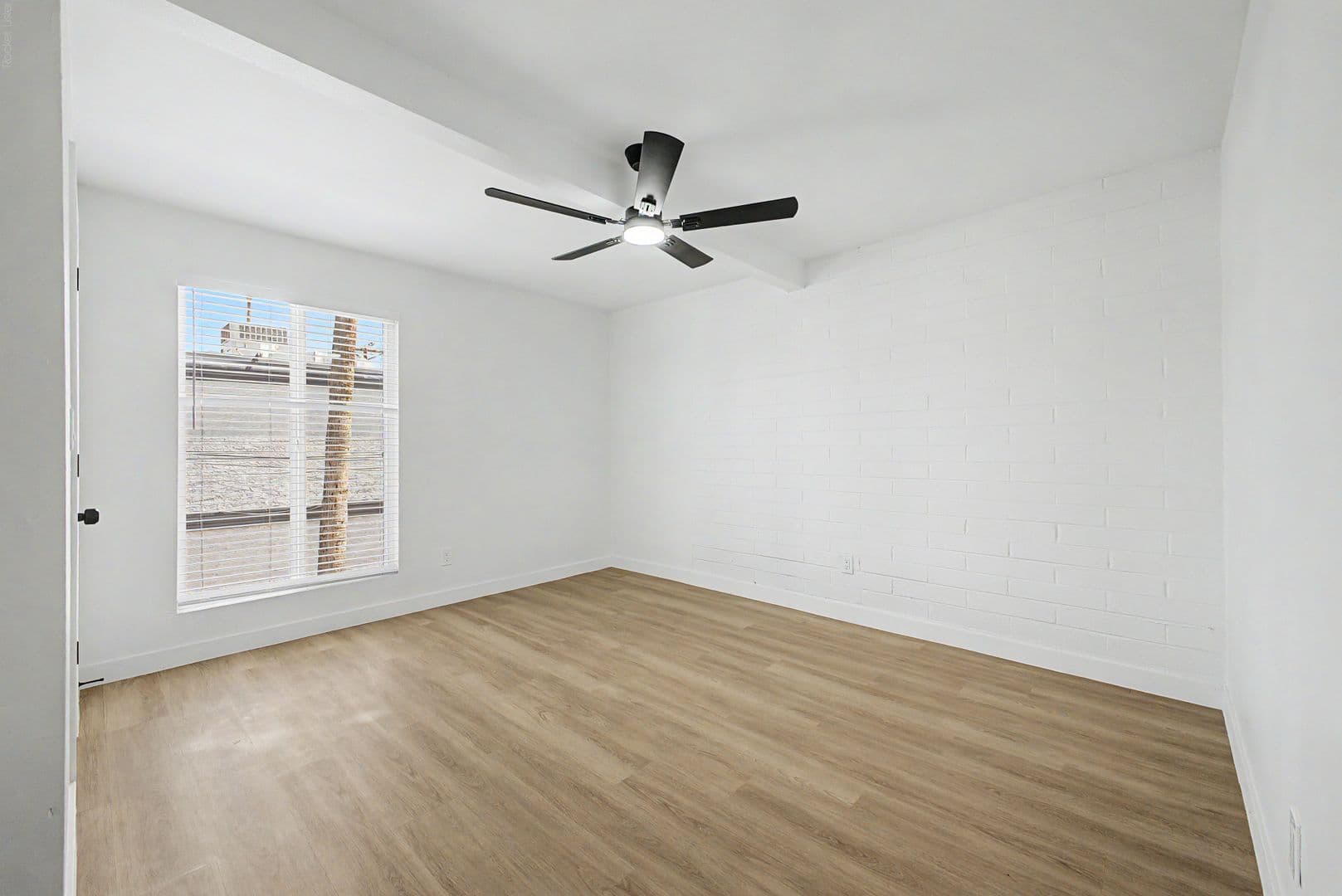 Tempe Apartment: 1806 E. Concorda Dr.