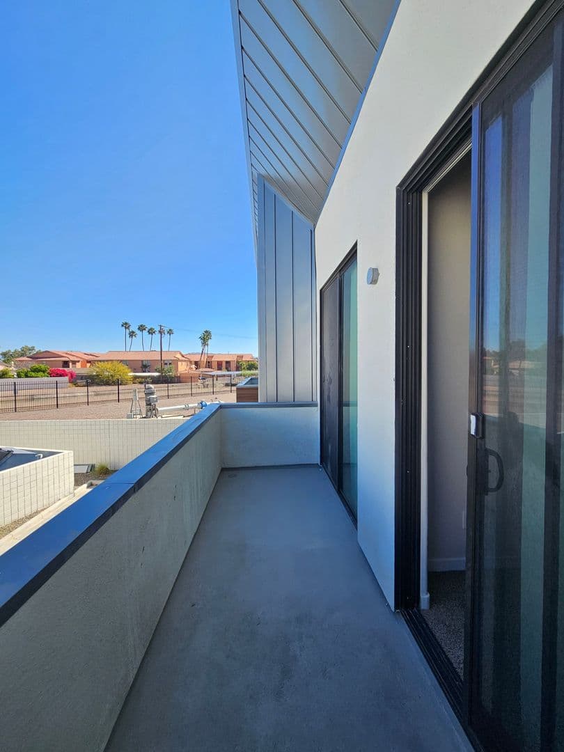 Mesa Apartment: 2340 E McKellips Rd