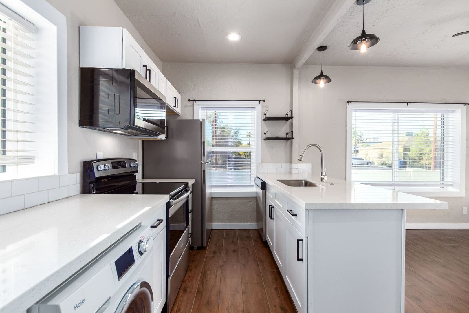 Phoenix Apartment: 725 W. Mckinley St.