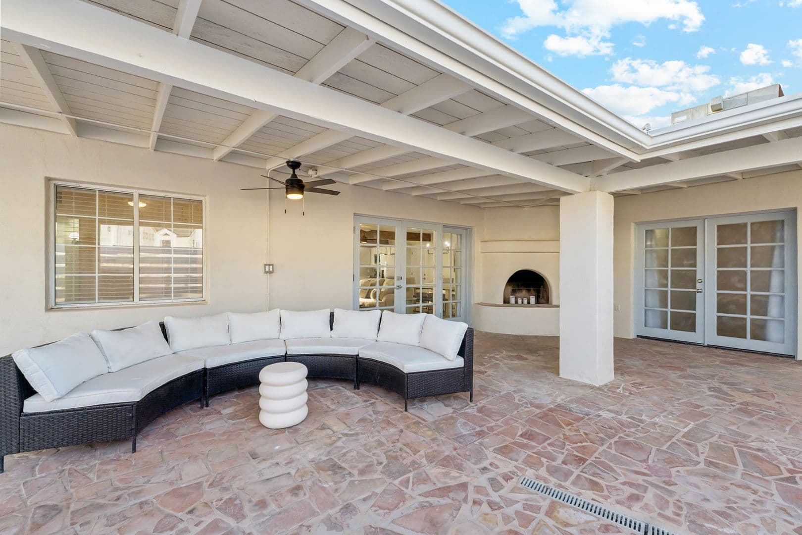 Phoenix Apartment: 2929 N. 55th Pl.