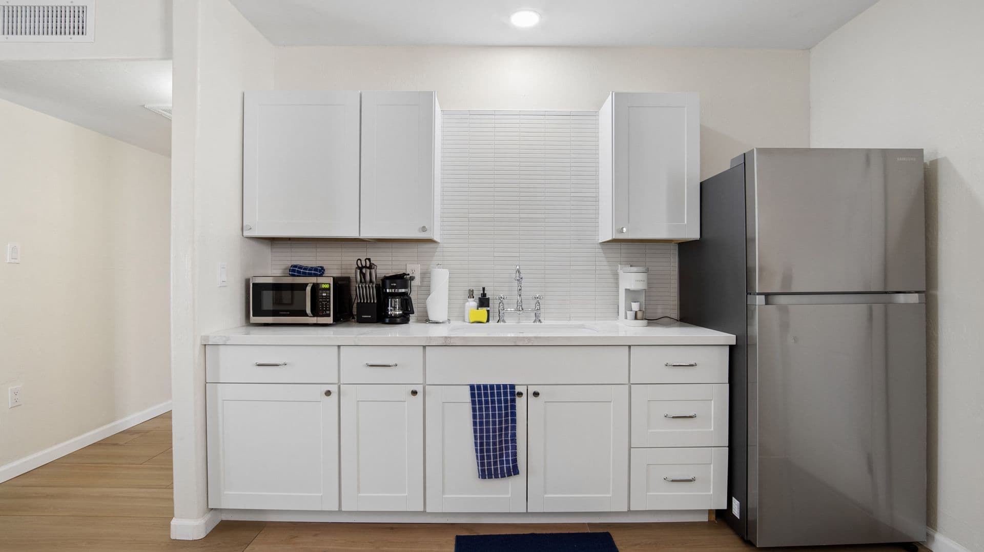 Phoenix Apartment: 2929 N. 55th Pl.