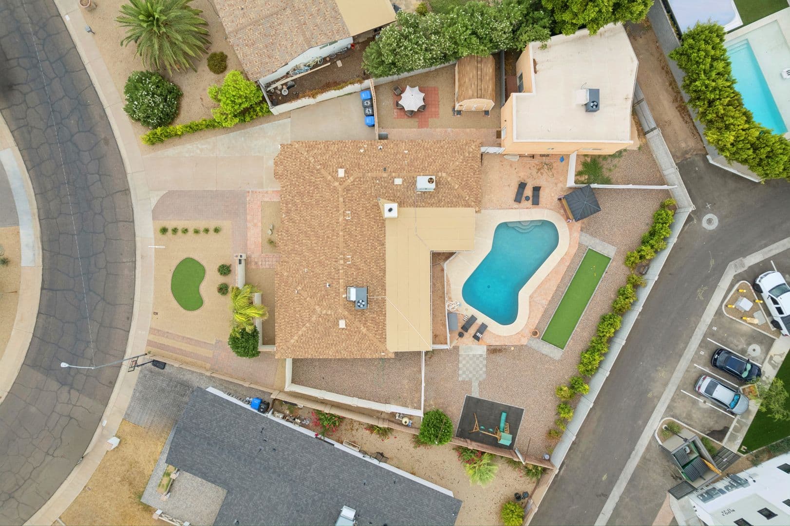 Phoenix Apartment: 2929 N. 55th Pl.