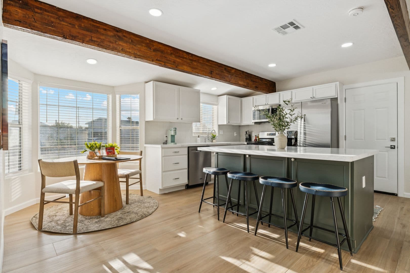 Phoenix Apartment: 2929 N. 55th Pl.