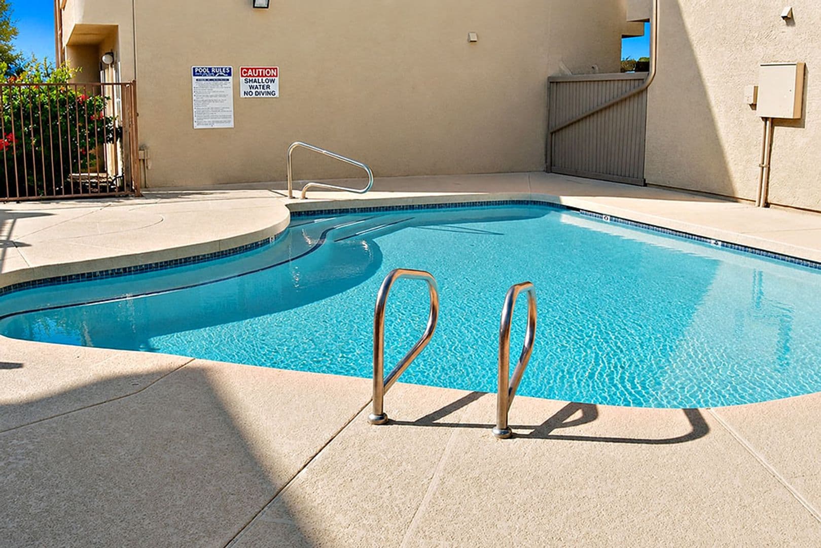 Glendale House: 4828 W. Orangewood Ave #131