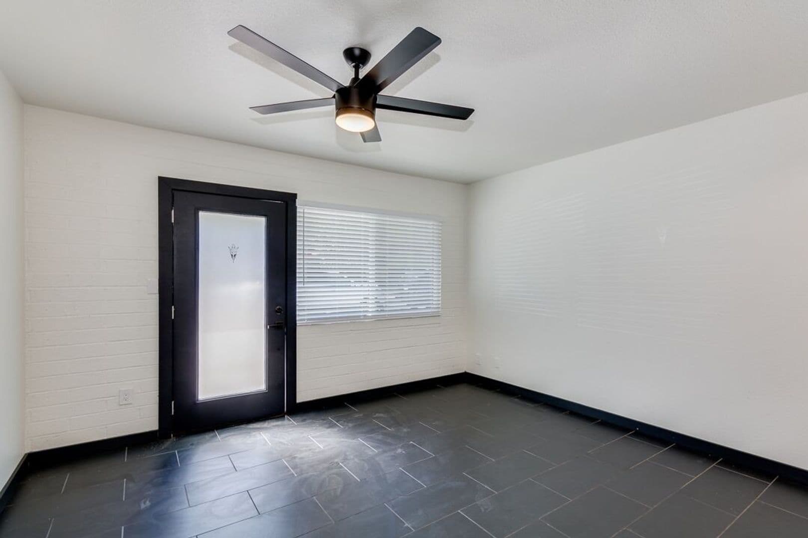 Tempe Apartment: 1116 E. Lemon St.