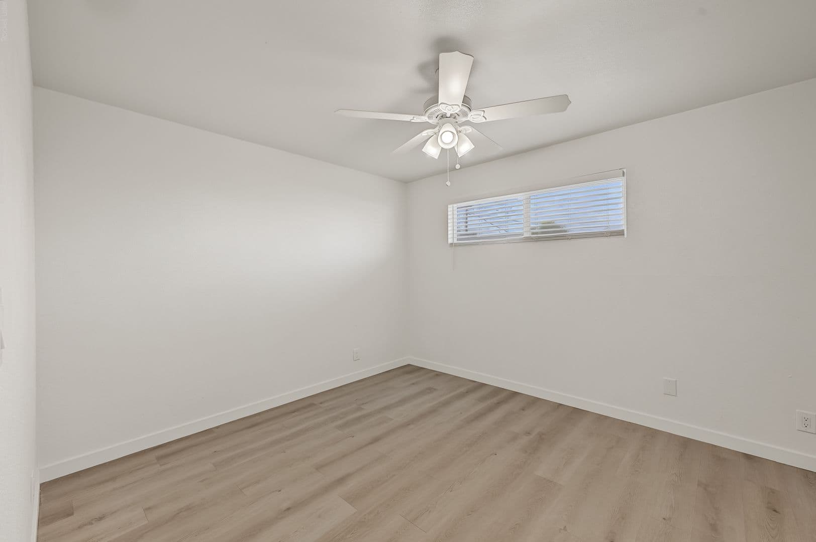 Phoenix Apartment: 3201 N. 36th St.