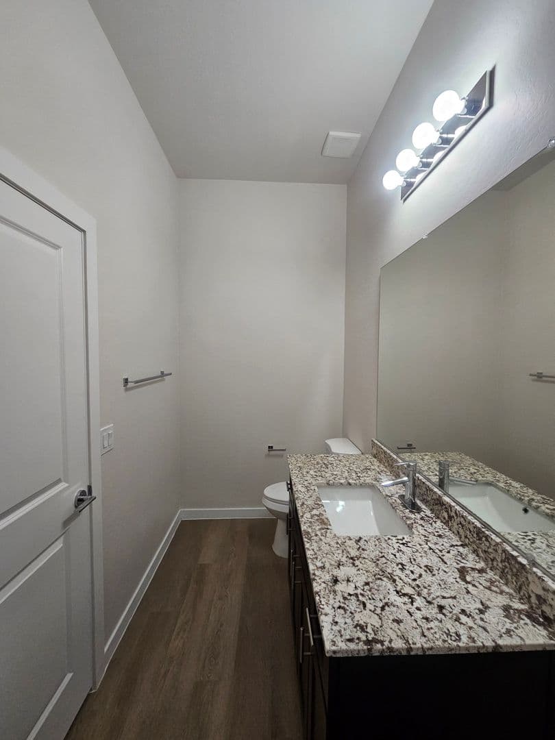 Mesa Apartment: 2340 E McKellips Rd