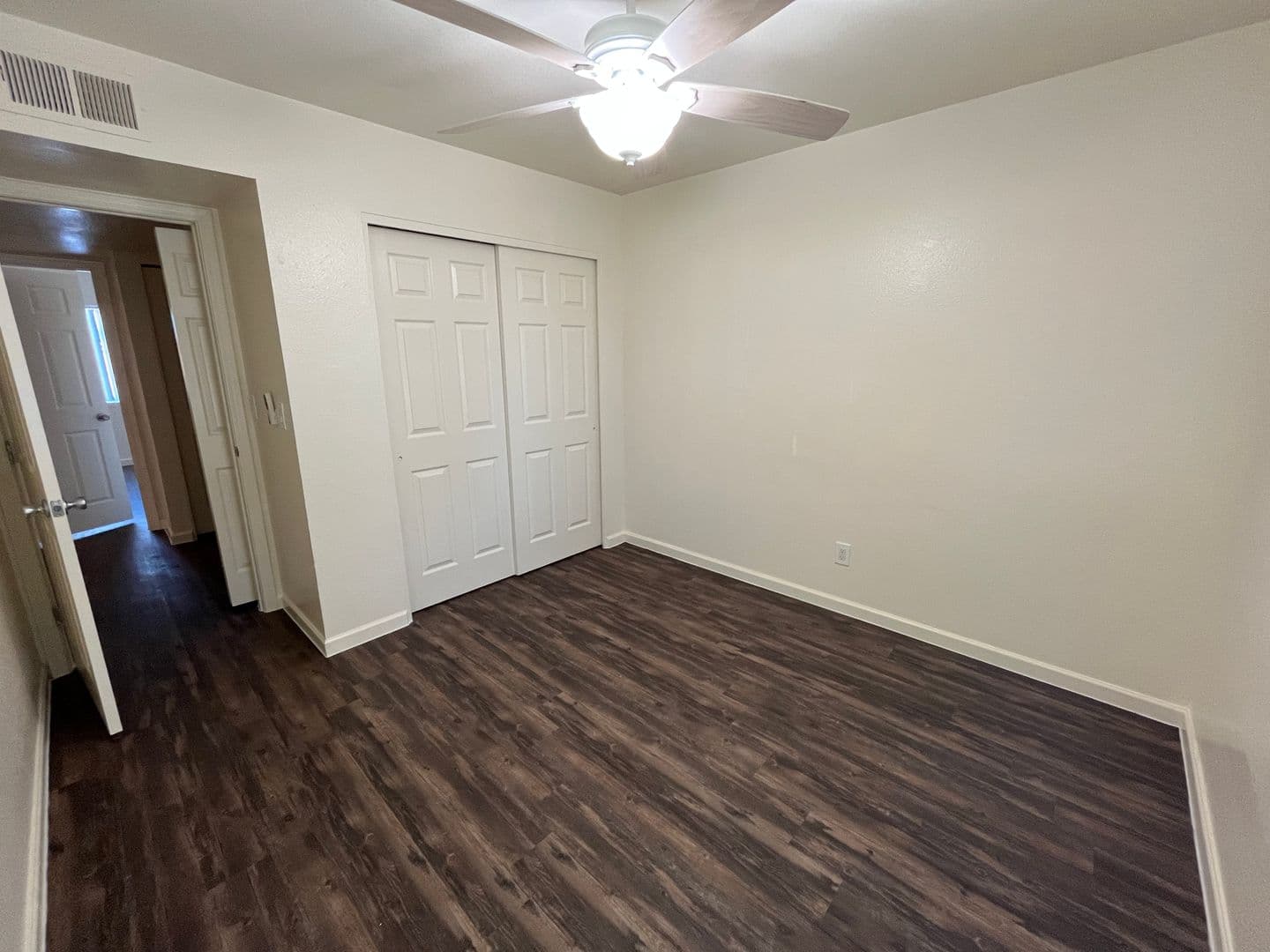 Mesa Apartment: 633 W. 1st Ave.