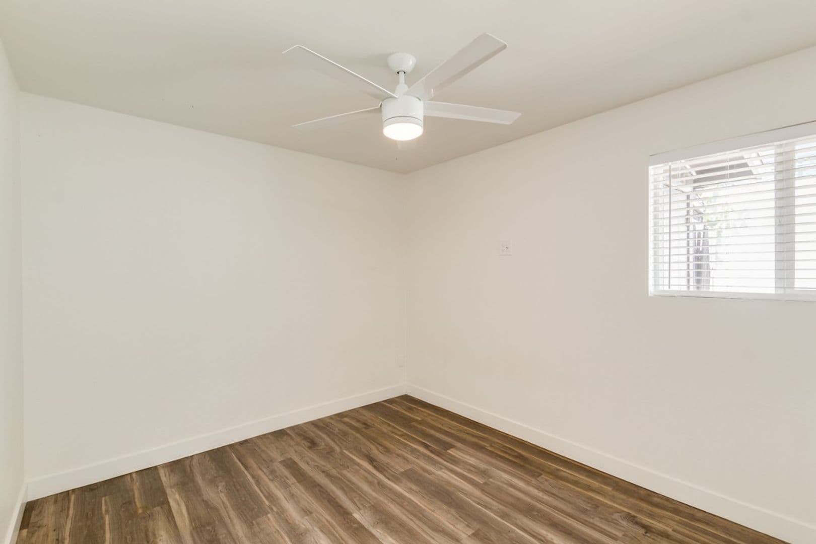 Phoenix Apartment: 3120-3130 N 39th St