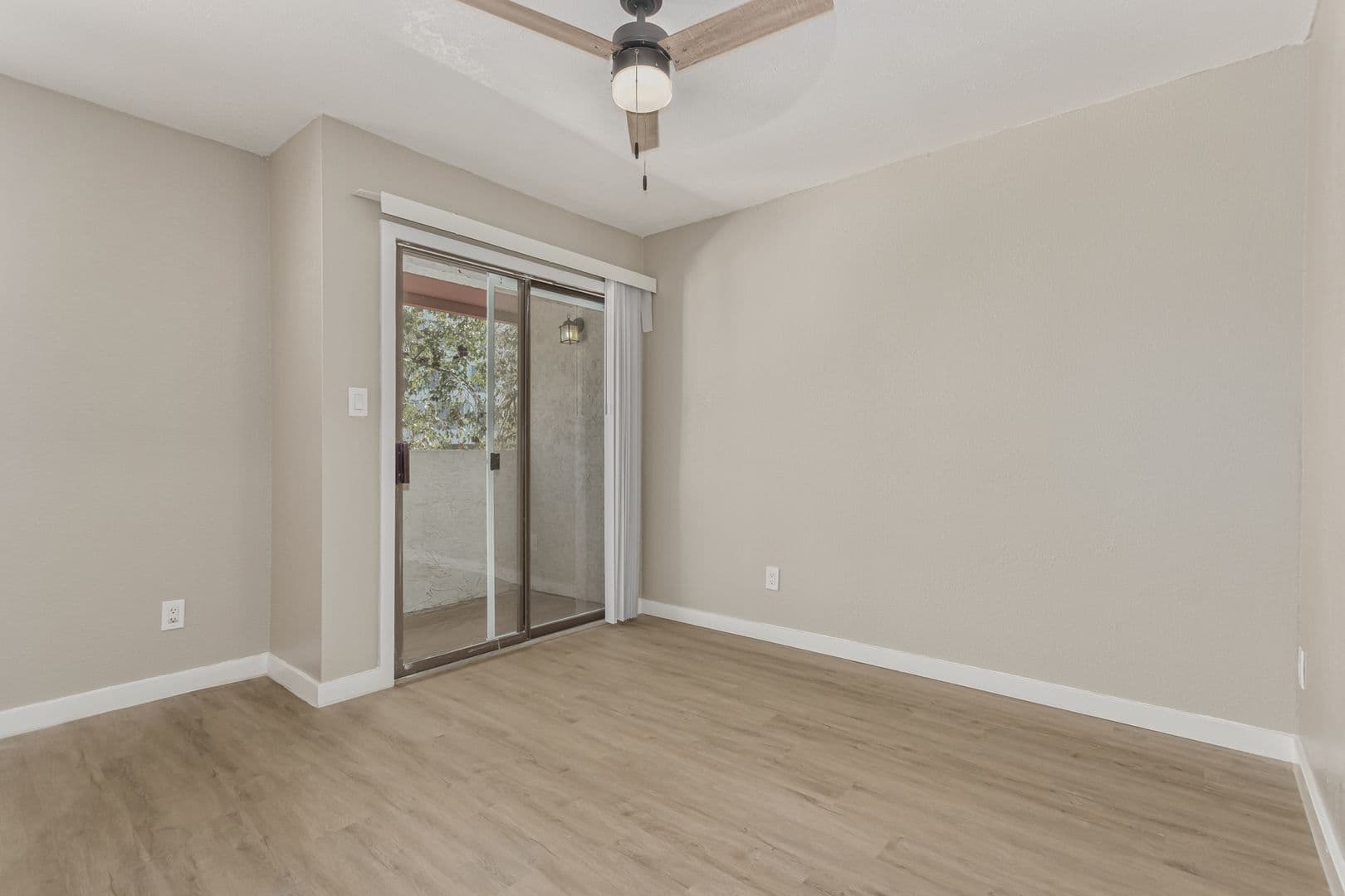 Tempe Apartment: 736 S Farmer Ave