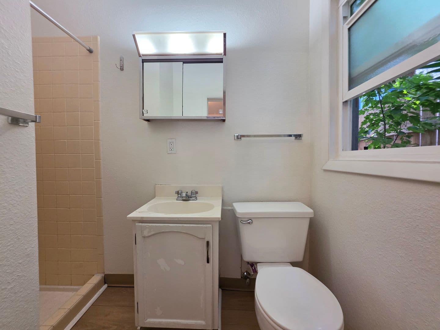 Boulder Apartment: 1410 19th St.