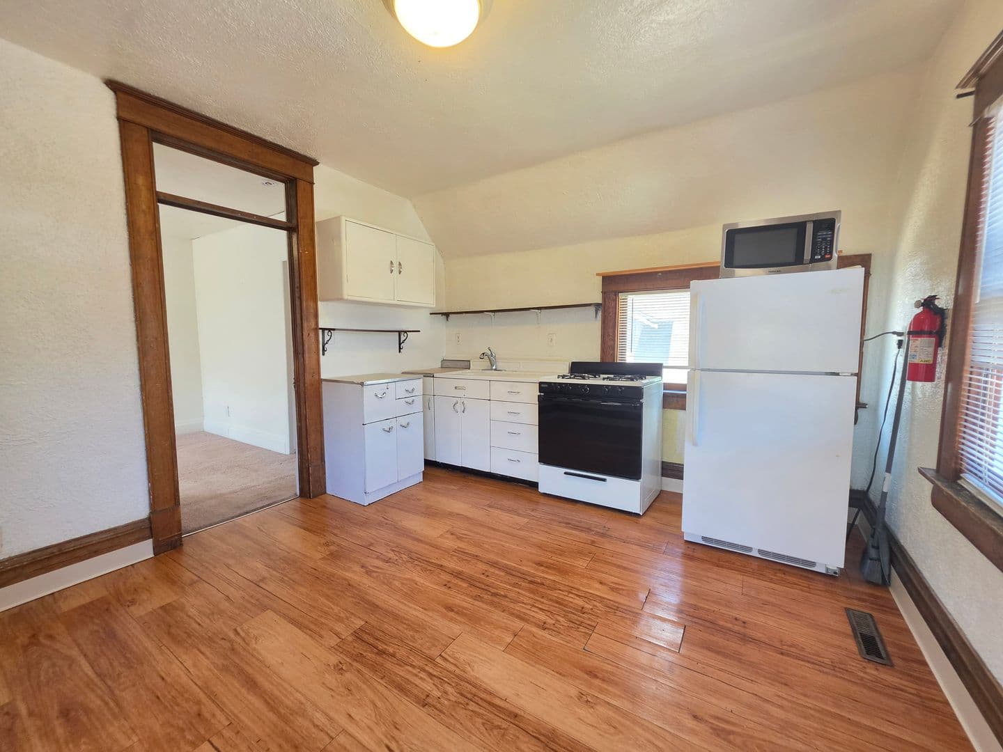 Boulder Apartment: 1036 14th Street