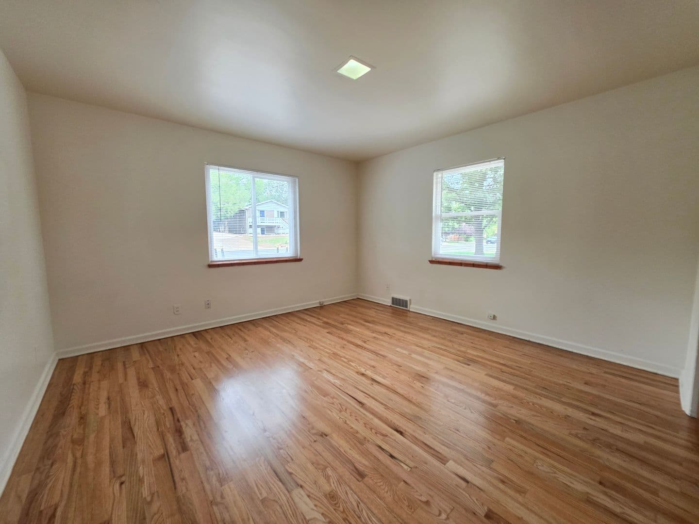 Boulder House: 1901 Baseline Rd