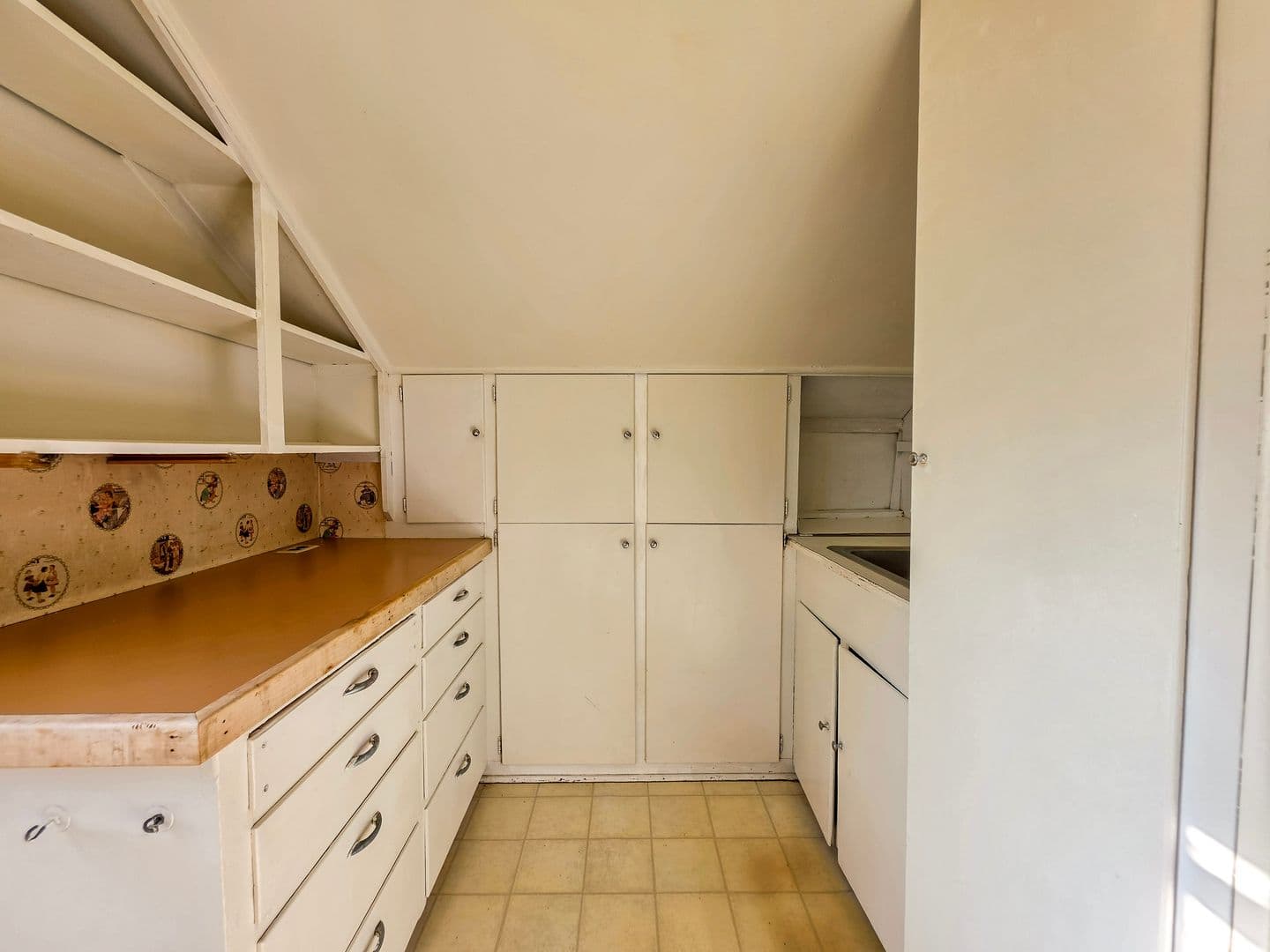 Boulder Apartment: 954 11th St.