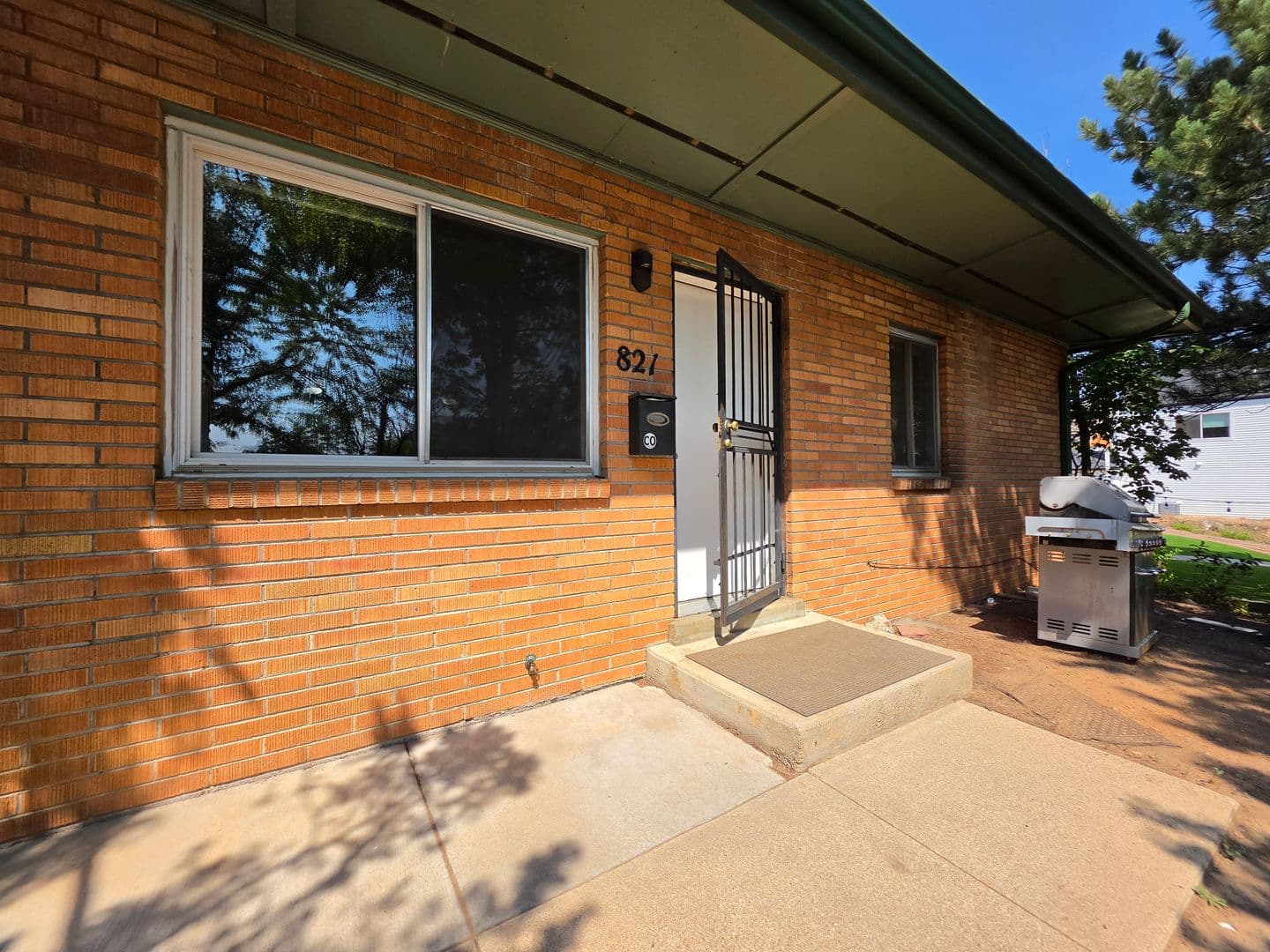 Boulder Apartment: 807 19th Street