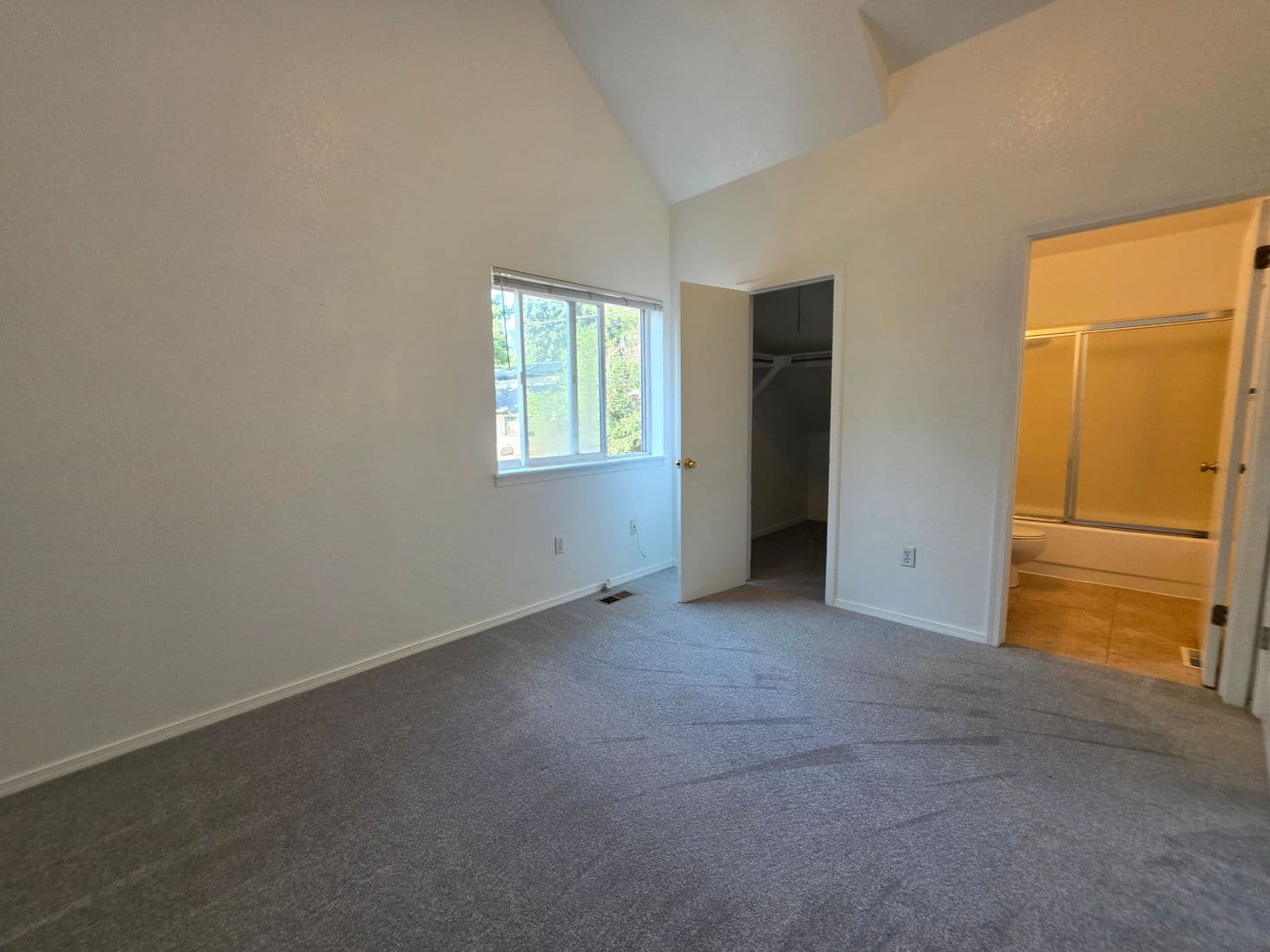 Boulder House: 833 18th Street