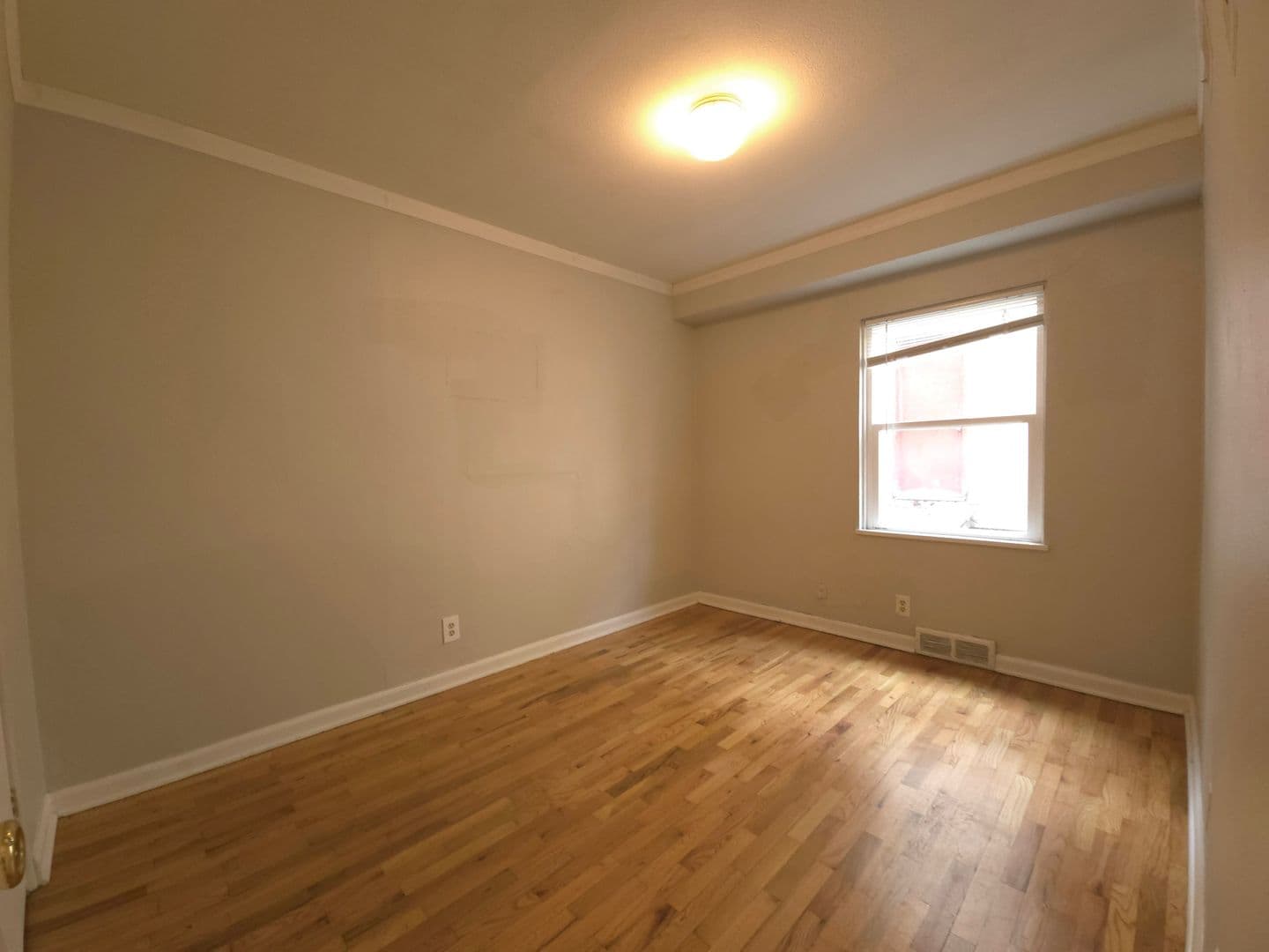 Boulder Apartment: 896 18th Street