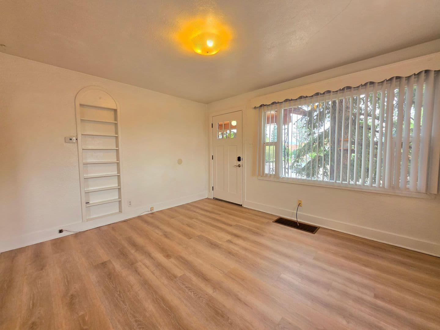 Boulder Apartment: 911-915 Broadway