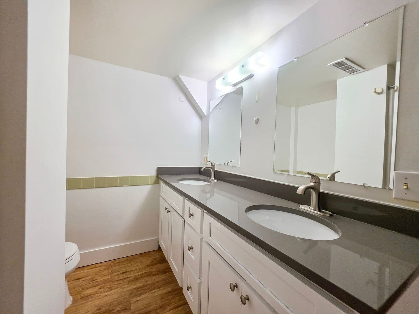 Boulder Apartment: 807 19th Street