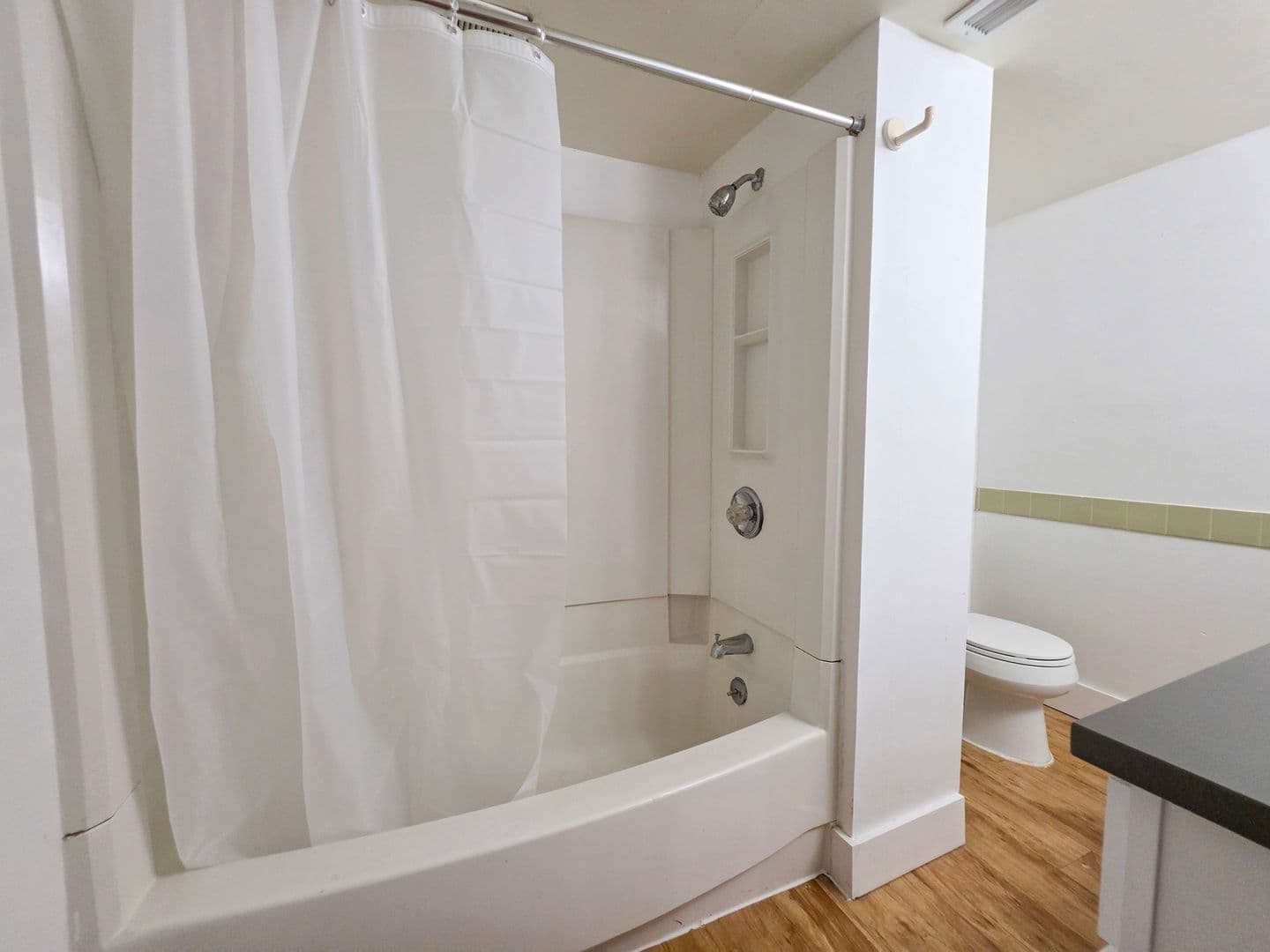 Boulder Apartment: 807 19th Street