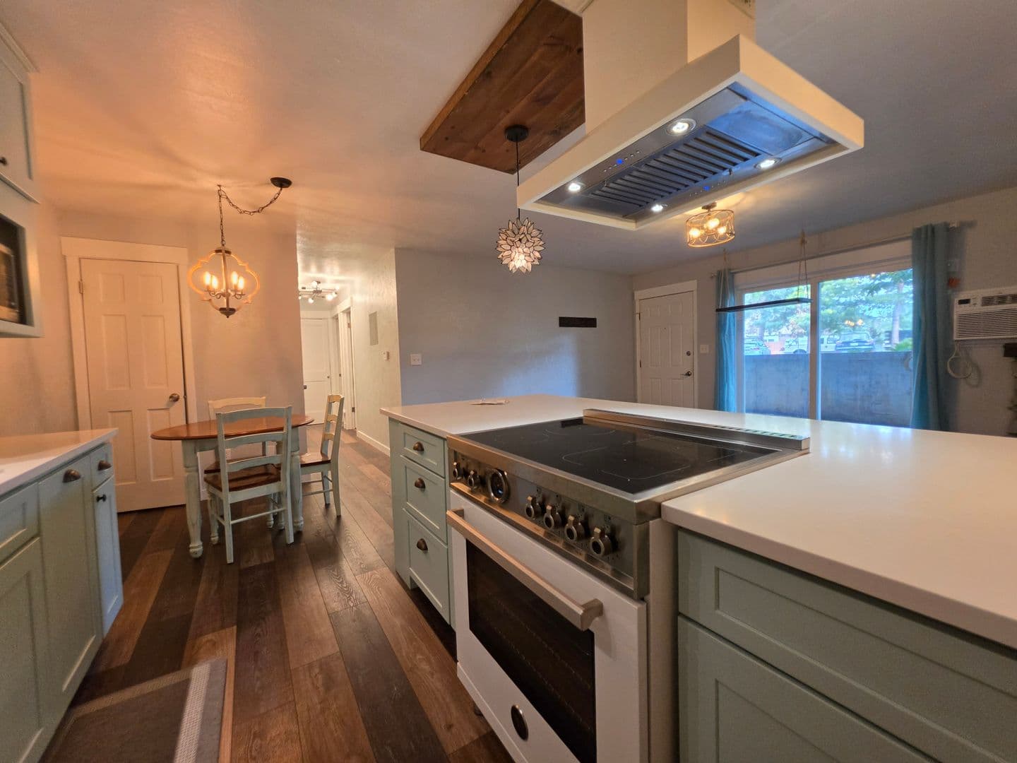 Boulder Condo: 665 Manhattan Drive #1