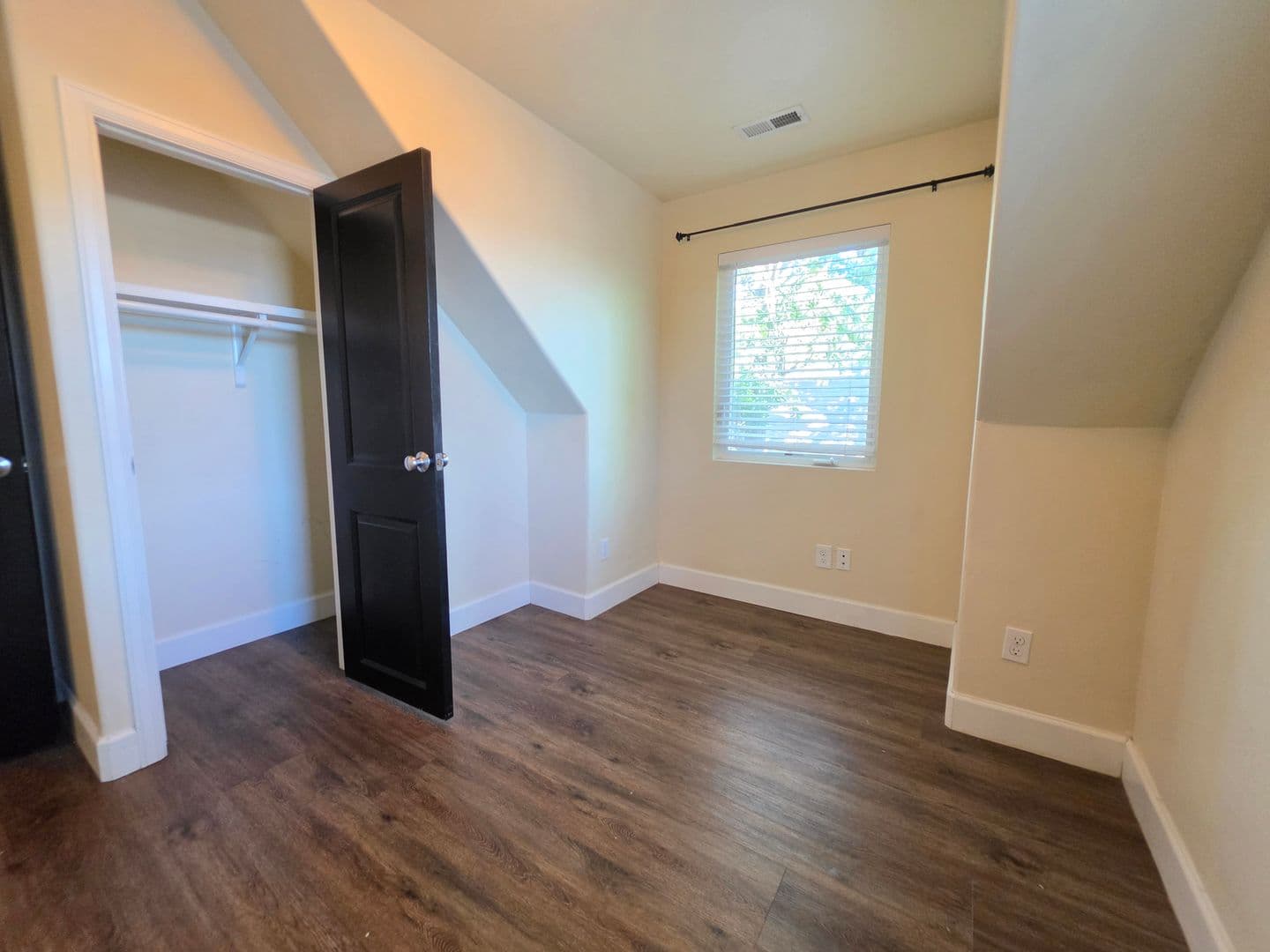 Boulder Apartment: 1029-1031 Grandview Ave.