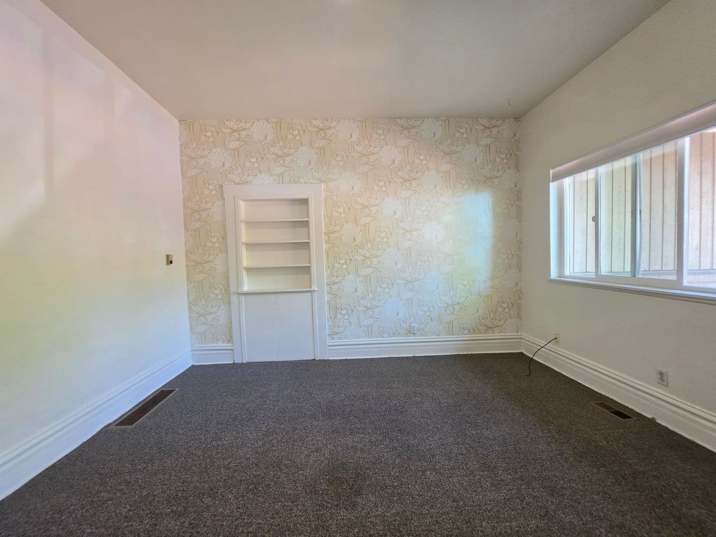 Boulder Apartment: 1410 19th St.