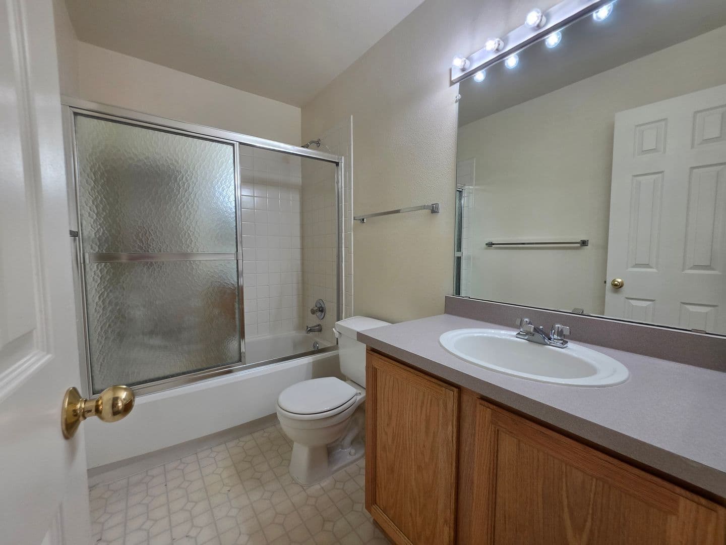 Boulder Apartment: 2850 E. Aurora Ave. #203