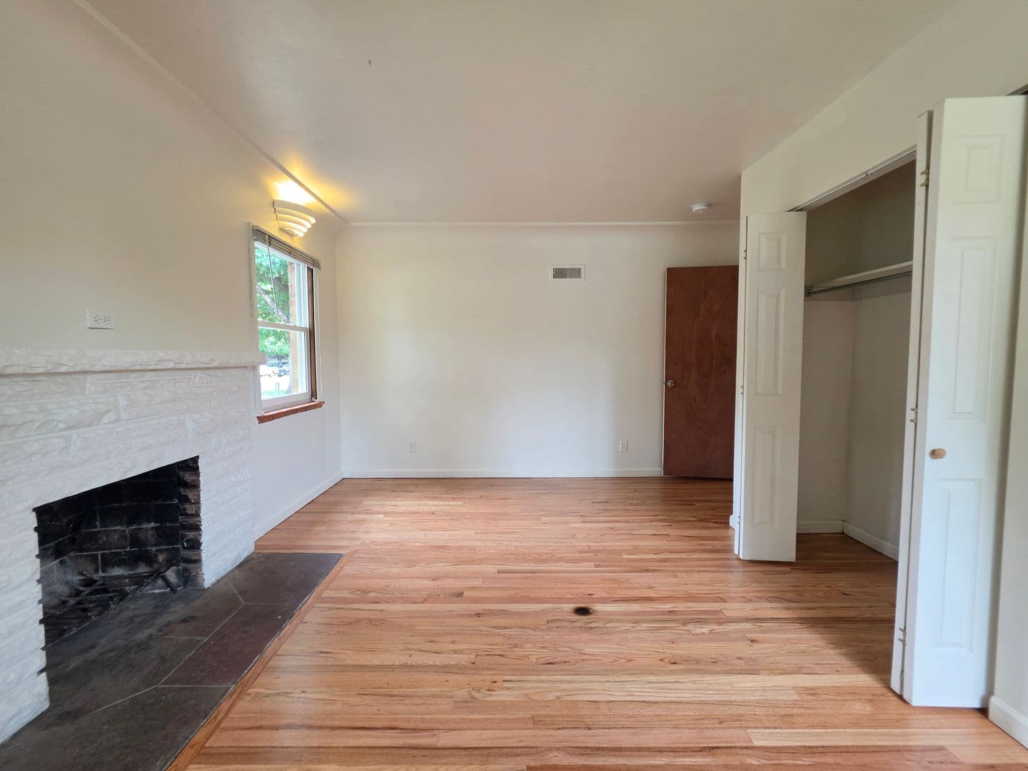Boulder House: 1901 Baseline Rd