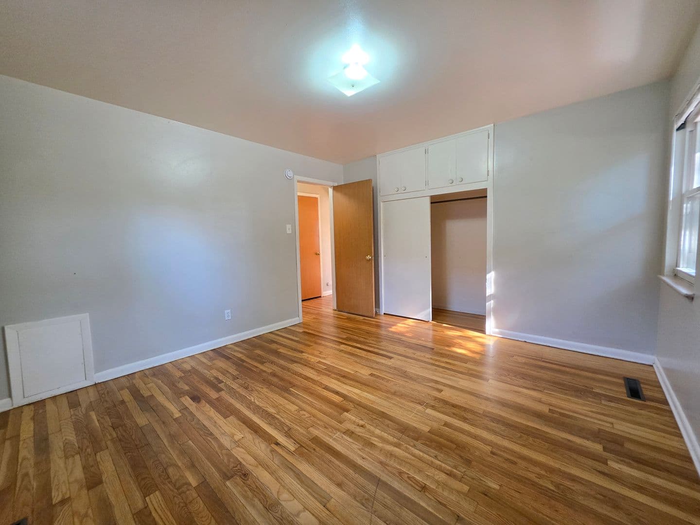 Boulder Apartment: 807 19th Street